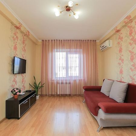 Apartment On Obolonskiy Prospect 12 Kiev Eksteriør bilde