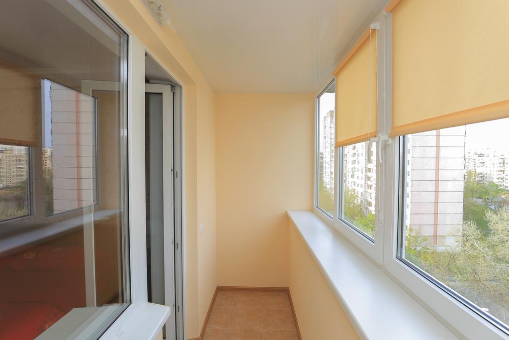 Apartment On Obolonskiy Prospect 12 Kiev Eksteriør bilde