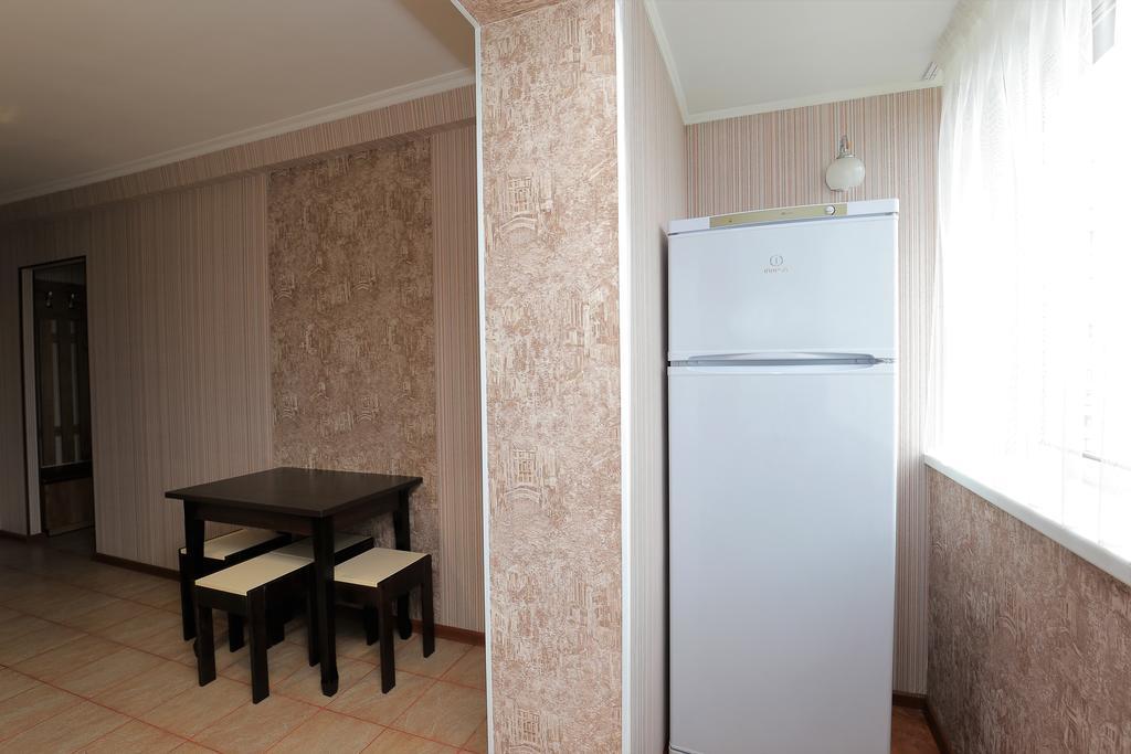Apartment On Obolonskiy Prospect 12 Kiev Eksteriør bilde